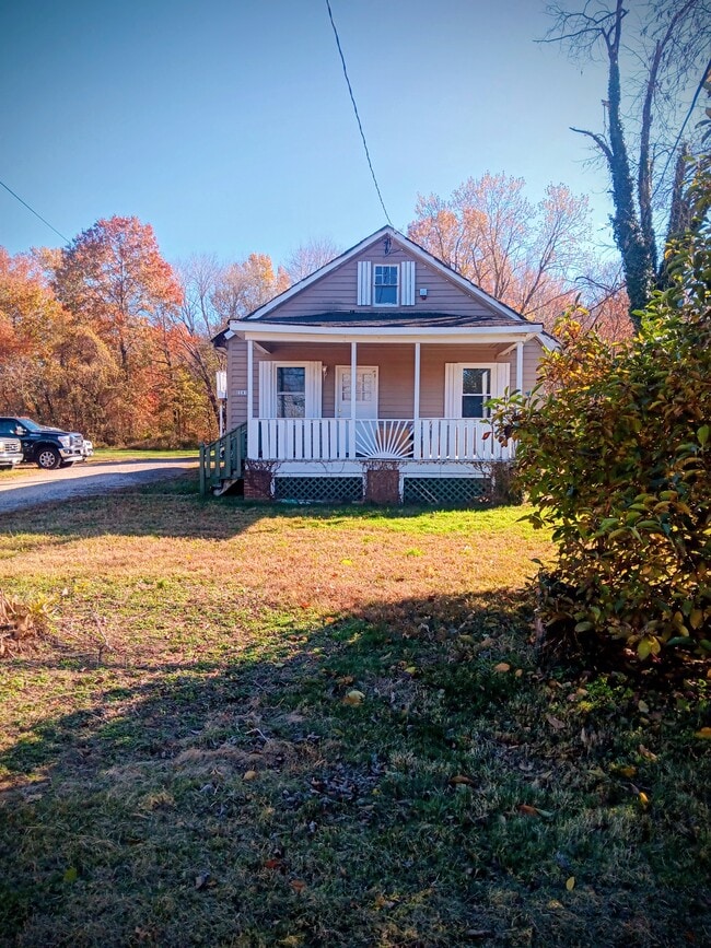 property at 2201 Floral Park Rd