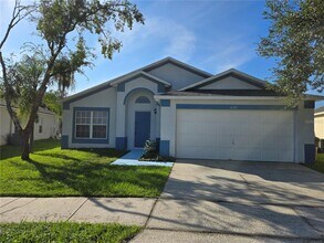1129 Winding Water Way in Clermont, FL - Building Photo - Building Photo