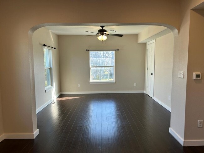 1638 B Ave NE in Cedar Rapids, IA - Building Photo - Building Photo