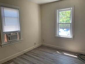 1924 Maple Ave NE in Canton, OH - Building Photo - Building Photo