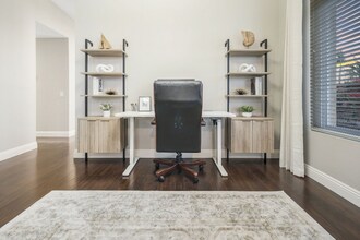 13103 Ireland Ln in San Diego, CA - Building Photo - Building Photo