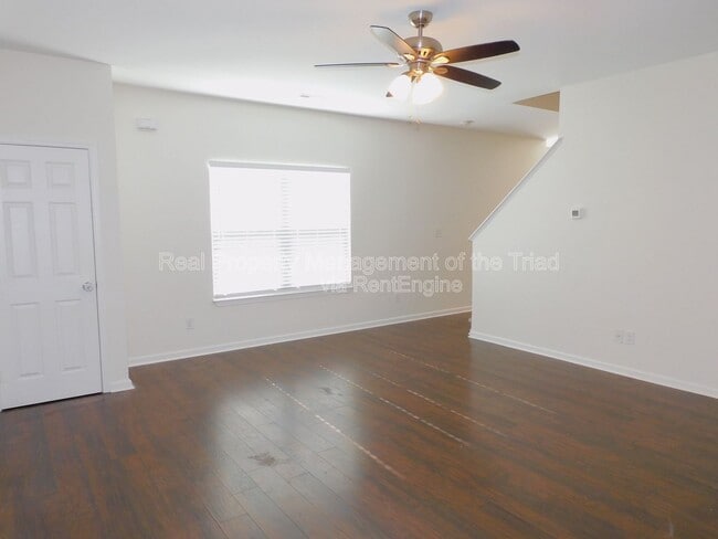 117 Sommerwall Pl in Greensboro, NC - Building Photo - Building Photo