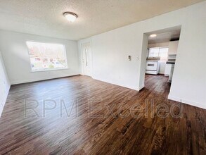 824 6th St SE in Auburn, WA - Building Photo - Building Photo