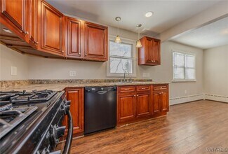 3582 Upper Mountain Rd in Sanborn, NY - Building Photo - Building Photo