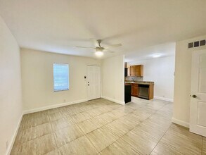 601 NE 29th Dr in Wilton Manors, FL - Building Photo - Building Photo