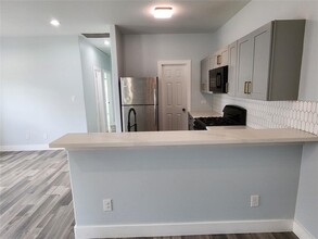 7502 Sandle St in Houston, TX - Building Photo - Building Photo