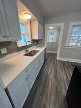 943 Delia Ave in Akron, OH - Building Photo - Building Photo