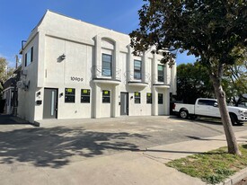 Morrison in North Hollywood, CA - Building Photo