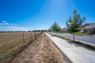 5937 Keegan Pl in Cotati, CA - Building Photo - Building Photo