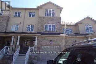 153 Hawkview Blvd in Vaughan, ON - Building Photo