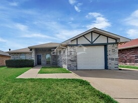 1607 Tampa Bay Dr in Dallas, TX - Building Photo