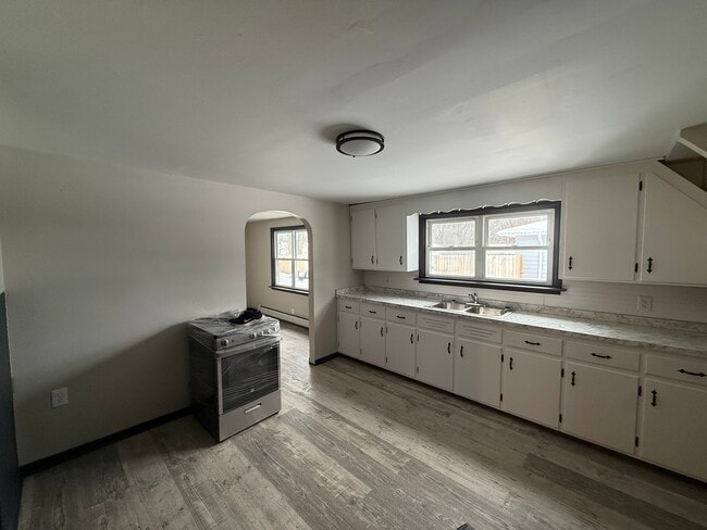 139 Rossler Ave, Unit Lower rear in Cheektowaga, NY - Building Photo - Building Photo