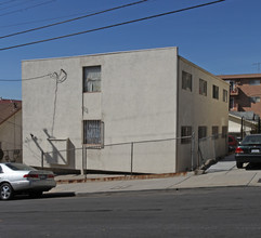 923 Centennial St in Los Angeles, CA - Building Photo - Building Photo