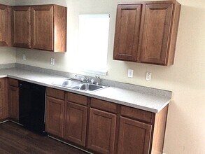 5116 Morrow Ln in Summerville, SC - Building Photo - Building Photo