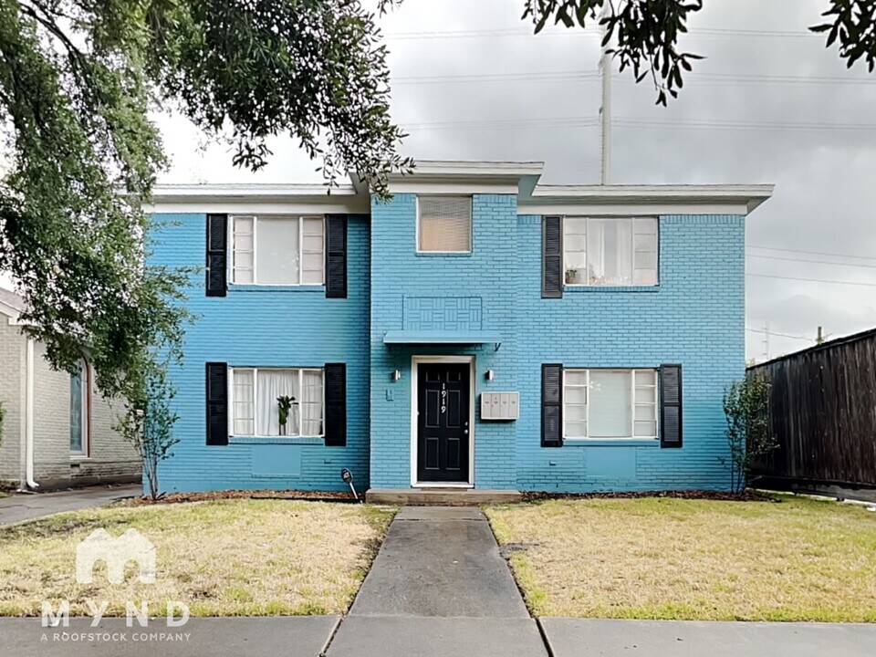 1919 Lexington St in Houston, TX - Building Photo