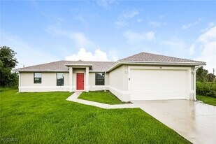 148 Partridge St in Lehigh Acres, FL - Building Photo
