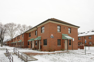 1377 Phale D. Hale Dr Apartments