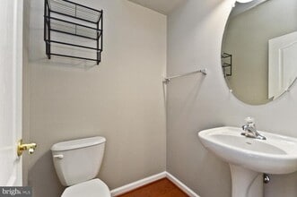 8315 Gibbs Way in Summerfield, MD - Building Photo - Building Photo