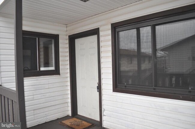 property at 4141 Meadowland Ct