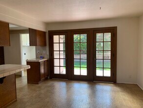 2122 W 183rd St in Torrance, CA - Foto de edificio - Building Photo