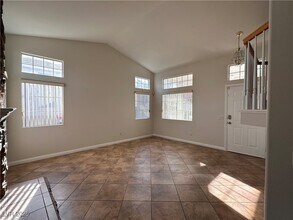 2053 Smoketree Village Cir, Unit 6318 in Henderson, NV - Building Photo - Building Photo