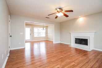 1869 Portview Dr in Spring Hill, TN - Building Photo - Building Photo