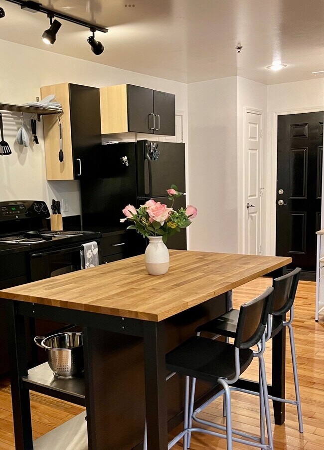 property at 420 W Fillmore St