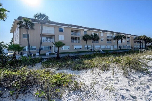 3100 Gulf Blvd in Belleair Beach, FL - Building Photo - Building Photo