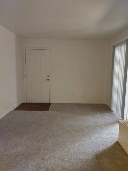 600 Reusens Rd in Lynchburg, VA - Building Photo
