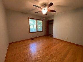 371 Umstead Dr in Chapel Hill, NC - Building Photo - Building Photo