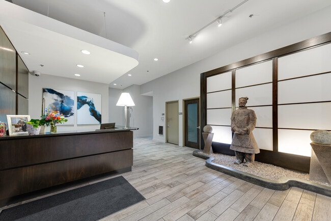225 S Sangamon St in Chicago, IL - Building Photo - Building Photo