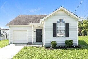 205 Babe Ruth Cove in La Vergne, TN - Building Photo