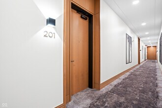 877 N East St in Indianapolis, IN - Building Photo - Building Photo