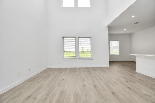 property at 3843 Pierce Pl Ln