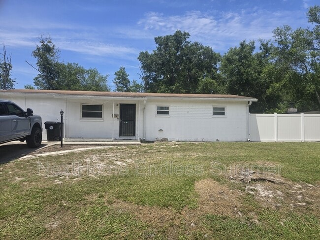 property at 329 Parkwood Dr