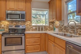 70 wright avenue, Unit Unit #1 in Morgan Hill, CA - Building Photo - Building Photo
