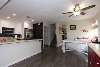 267 Fennell Ct in San Diego, CA - Building Photo - Building Photo