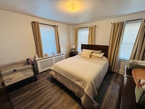 30-31 st in Glen Cove, NY - Building Photo - Building Photo