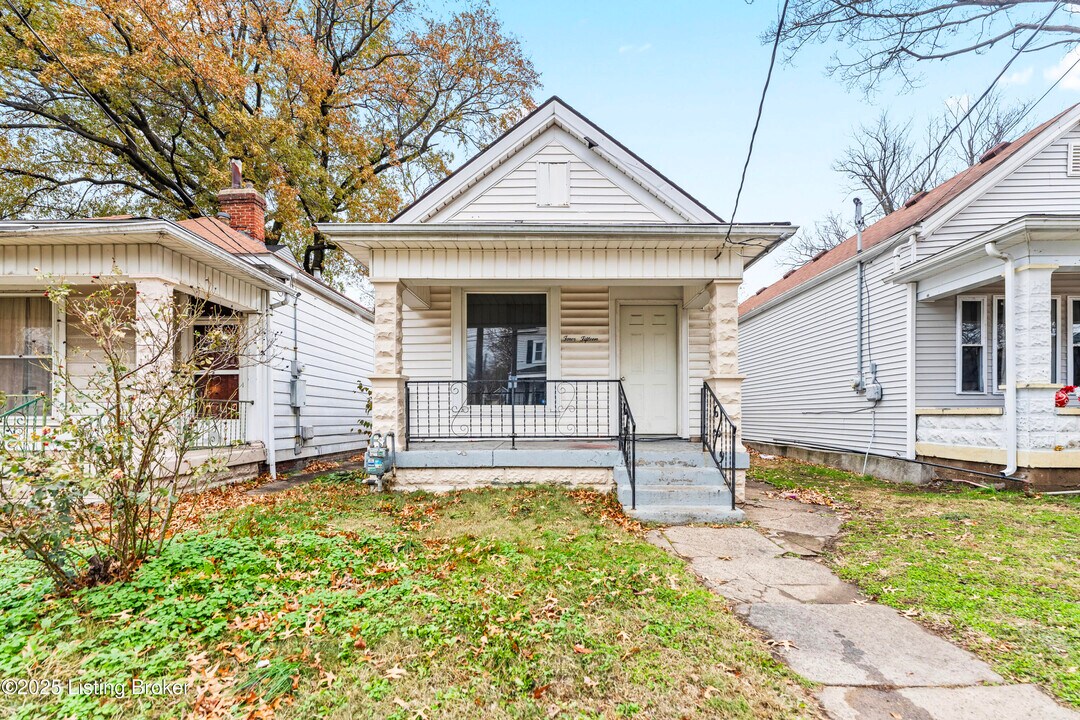 415 M St in Louisville, KY - Building Photo
