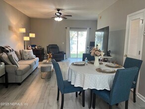 385 Scrub Jay Dr in St. Augustine, FL - Foto de edificio - Building Photo