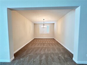 8549 Alberta Falls Ave in Las Vegas, NV - Foto de edificio - Building Photo