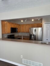 1150 Chapman Ln in Medina, OH - Foto de edificio - Building Photo