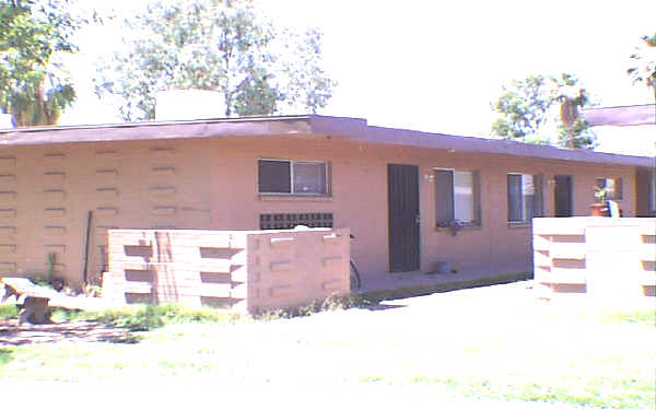 101 W Gary Dr in Chandler, AZ - Building Photo - Building Photo