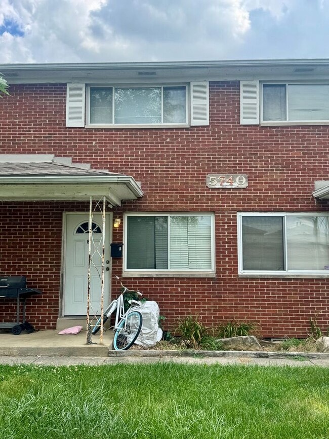 5734 Arborwood Ct in Columbus, OH - Building Photo - Building Photo