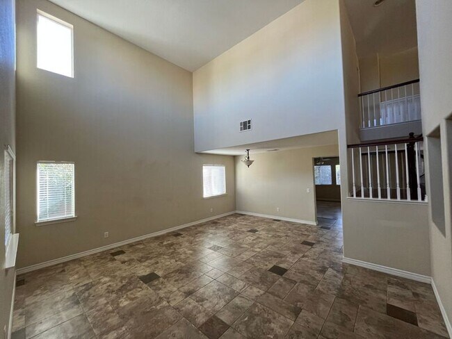 31807 Empresa Cir in Murrieta, CA - Building Photo - Building Photo