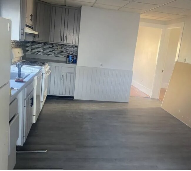 19 Randall St, Unit First Floor in Taunton, MA - Foto de edificio - Building Photo