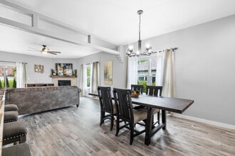 1310 Daisy Dr in West Bend, WI - Building Photo - Building Photo