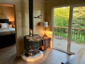 1149 Virginia Lynn Wy in Homer, AK - Building Photo - Building Photo