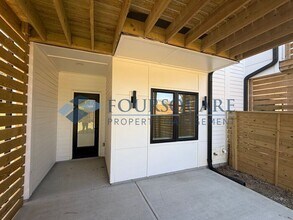 1008 Addison Pl in Raleigh, NC - Building Photo - Building Photo