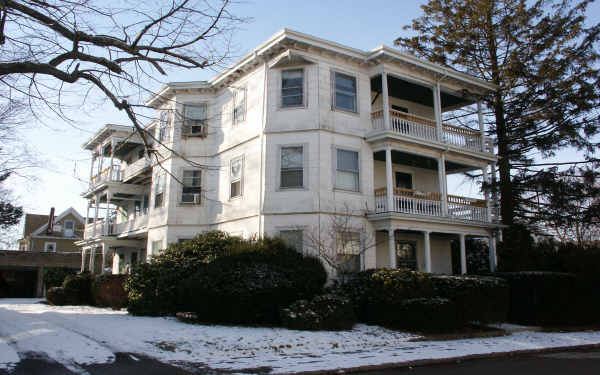 93 Laureston St in Brockton, MA - Building Photo